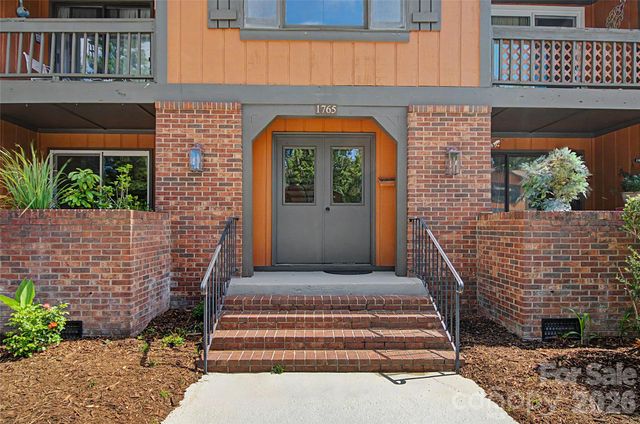 1765 Haywood Manor Road D, Hendersonville, NC 28791