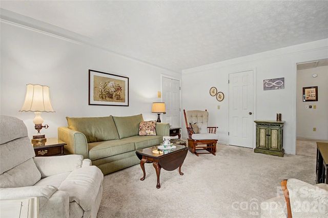 1765 Haywood Manor Road D, Hendersonville, NC 28791