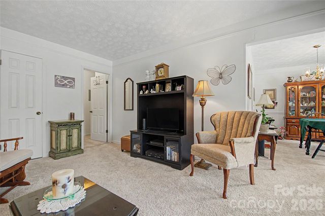 1765 Haywood Manor Road D, Hendersonville, NC 28791