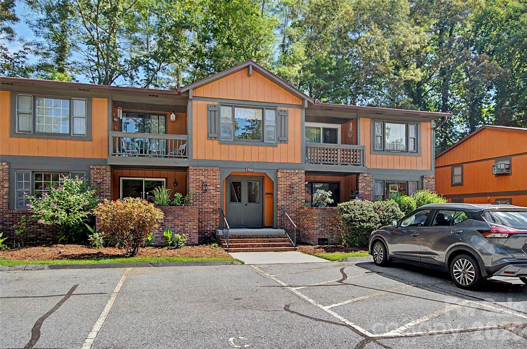1765 Haywood Manor Road D, Hendersonville, NC 28791