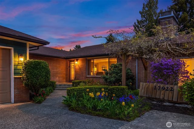 17922 Marine View Drive SW, Normandy Park, WA 98166