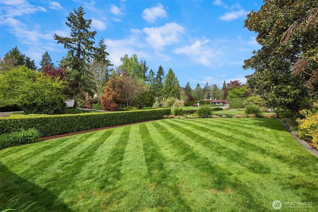 17922 Marine View Drive SW, Normandy Park, WA 98166