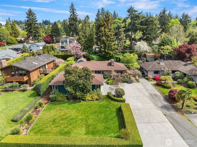 17922 Marine View Drive SW, Normandy Park, WA 98166