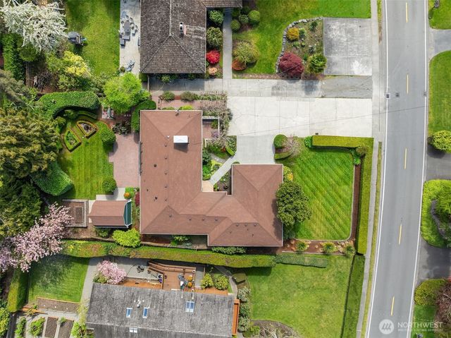 17922 Marine View Drive SW, Normandy Park, WA 98166
