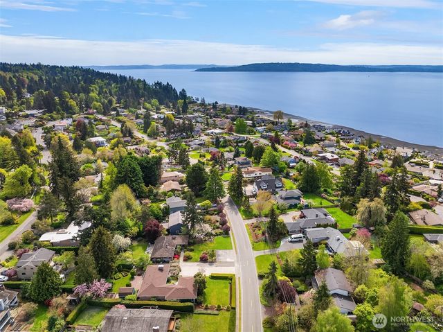 17922 Marine View Drive SW, Normandy Park, WA 98166
