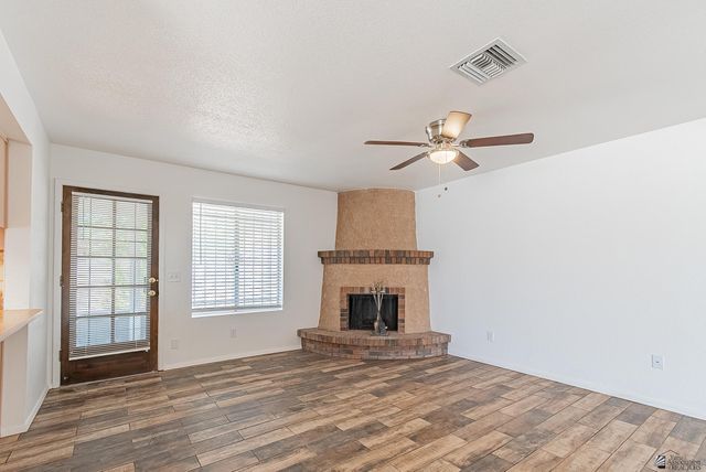 2419 S Greenwood Ave, Yuma, AZ 85364