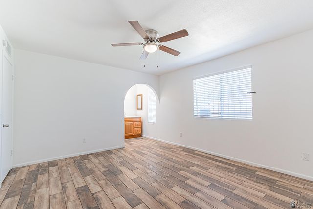 2419 S Greenwood Ave, Yuma, AZ 85364