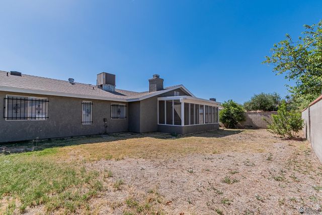 2419 S Greenwood Ave, Yuma, AZ 85364