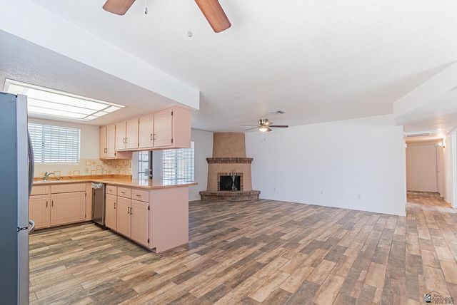 2419 S Greenwood Ave, Yuma, AZ 85364