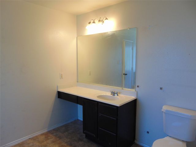1430 Waldrop Drive, Lancaster, TX 75146