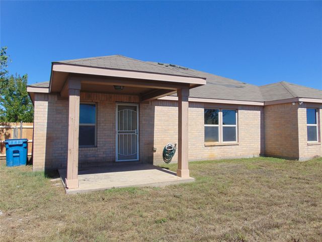 1430 Waldrop Drive, Lancaster, TX 75146