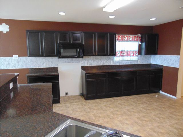 1430 Waldrop Drive, Lancaster, TX 75146