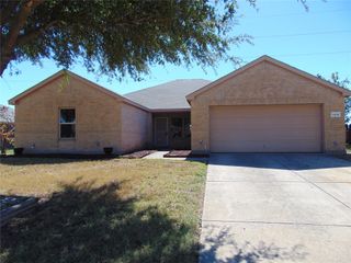 1430 Waldrop Drive, Lancaster, TX 75146