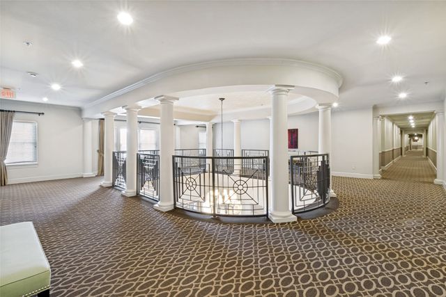 3400 Welborn Street 206, Dallas, TX 75219