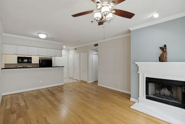 3400 Welborn Street 206, Dallas, TX 75219