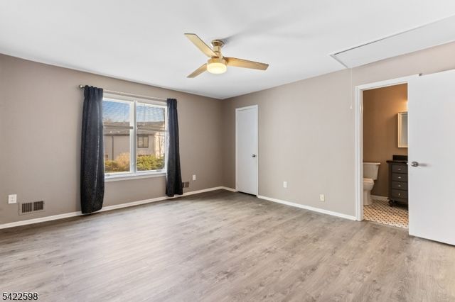 13232 Dell Pl, Stanhope Boro, NJ 07874