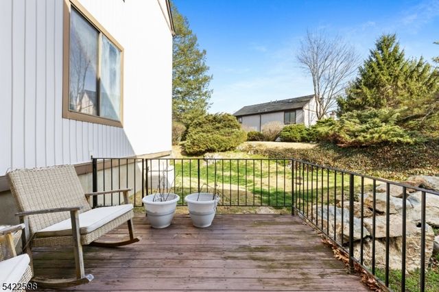 13232 Dell Pl, Stanhope Boro, NJ 07874