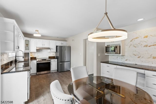 13232 Dell Pl, Stanhope Boro, NJ 07874