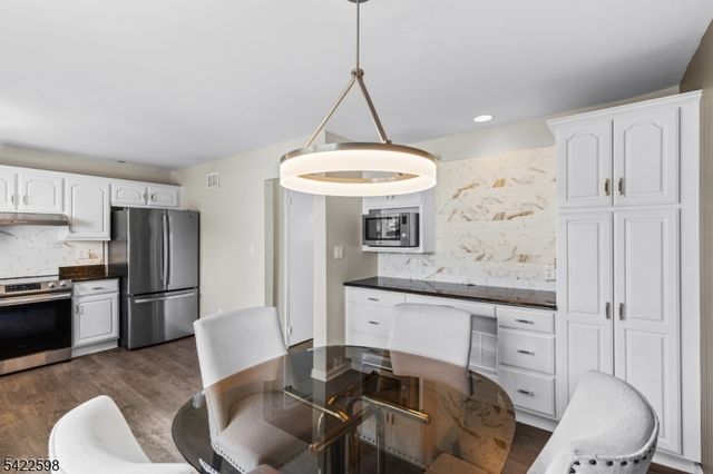 13232 Dell Pl, Stanhope Boro, NJ 07874