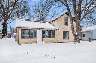 412 Oak Street, Dowagiac City, MI 49047