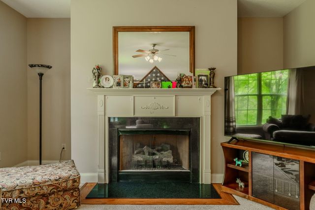 2898 Watauga Road, Johnson City, TN 37601