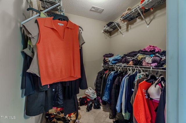 2898 Watauga Road, Johnson City, TN 37601