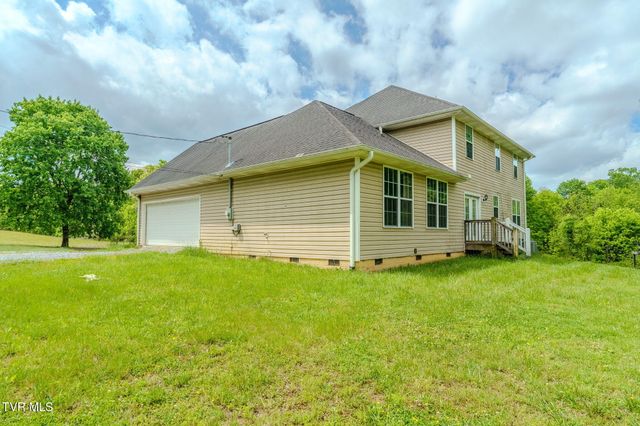 2898 Watauga Road, Johnson City, TN 37601