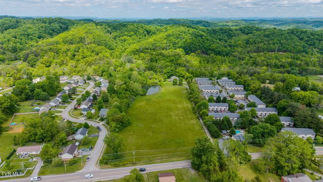 2898 Watauga Road, Johnson City, TN 37601
