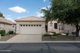 63548 E Holiday Drive, Tucson, AZ 85739