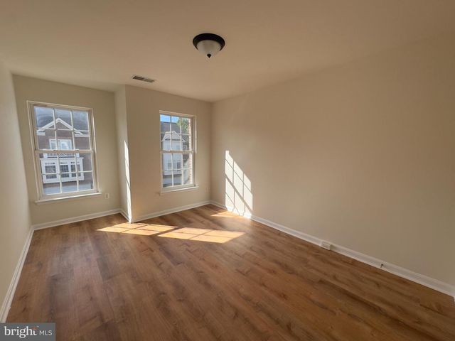 24652 KINGS CANYON SQ, Aldie, VA 20105
