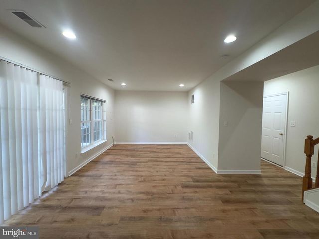 24652 KINGS CANYON SQ, Aldie, VA 20105