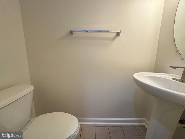24652 KINGS CANYON SQ, Aldie, VA 20105