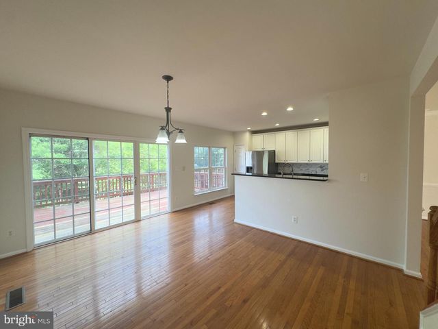24652 KINGS CANYON SQ, Aldie, VA 20105