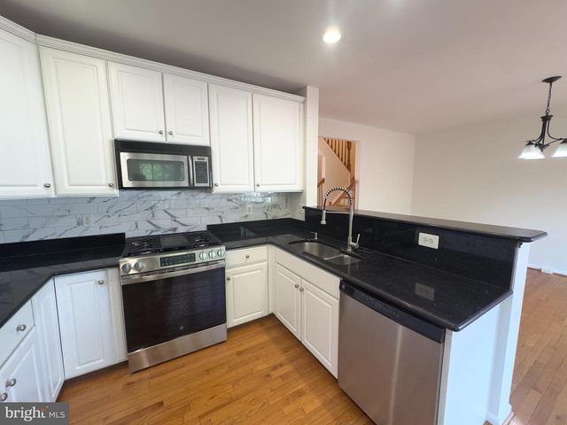 24652 KINGS CANYON SQ, Aldie, VA 20105
