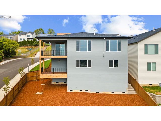 12188 Sw Autumnview St, Tigard, OR 97224