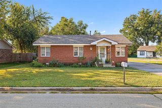 1008 E Woodson Street, El Reno, OK 73036