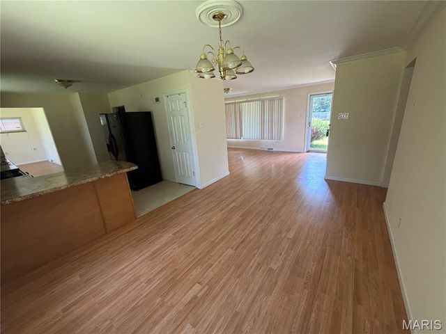 10044 Grosvenor Drive, Riverview, MO 63137
