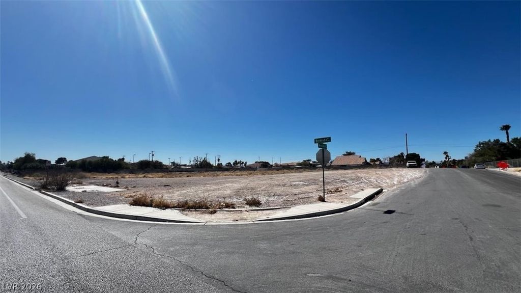 Bermuda, Las Vegas, NV 89123 — photo 2