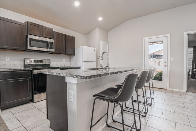 1327 Masquerade Blvd, Odessa, TX 79765