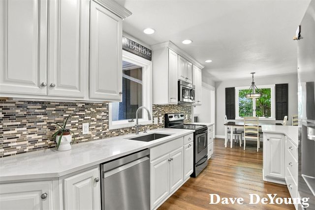 5525 164th Avenue, West Olive, MI 49460