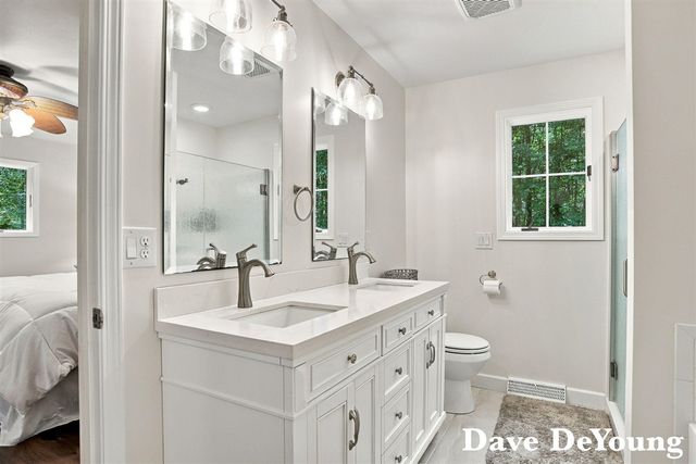 5525 164th Avenue, West Olive, MI 49460
