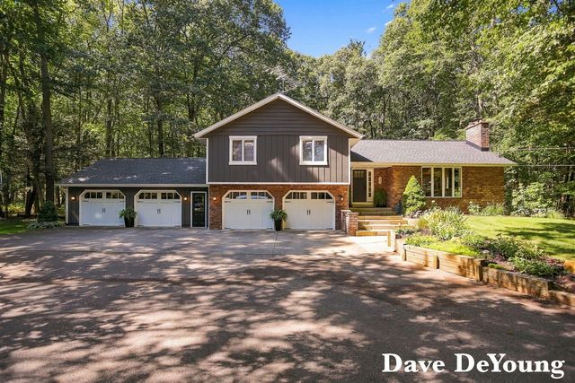 5525 164th Avenue, West Olive, MI 49460