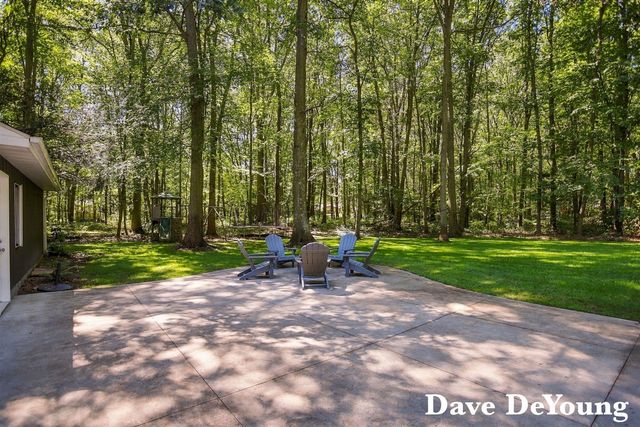 5525 164th Avenue, West Olive, MI 49460