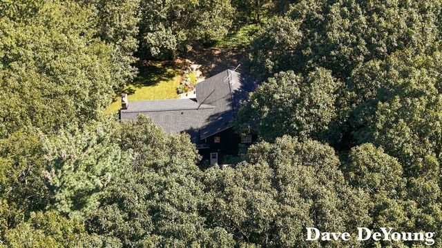 5525 164th Avenue, West Olive, MI 49460