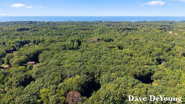 5525 164th Avenue, West Olive, MI 49460