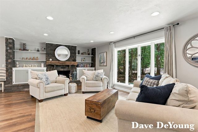 5525 164th Avenue, West Olive, MI 49460