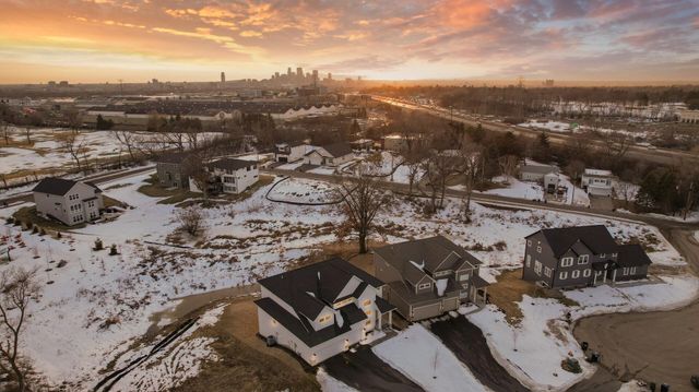 2388 Laurie Court, Roseville, MN 55113