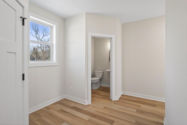 2388 Laurie Court, Roseville, MN 55113