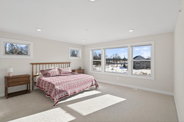 2388 Laurie Court, Roseville, MN 55113