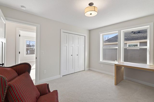 2388 Laurie Court, Roseville, MN 55113